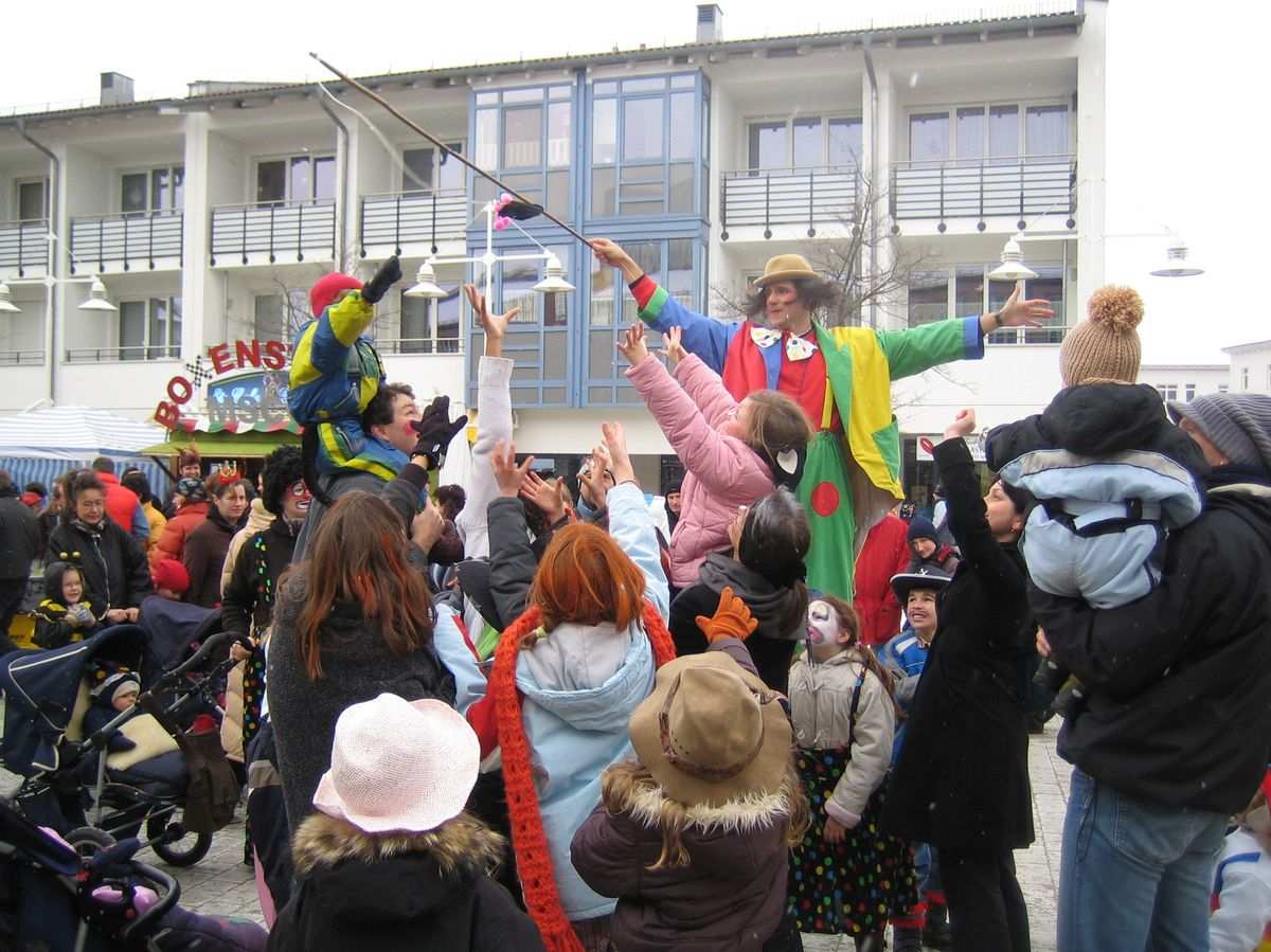 Stelzenclown »Schalk-im-Nack«